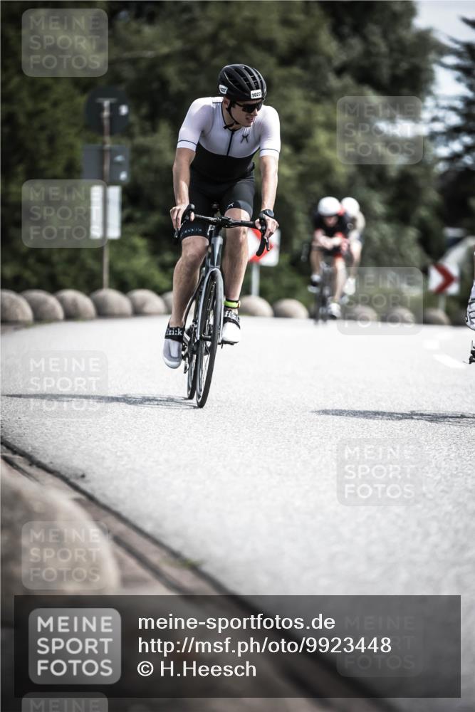 21.06.2026 - 29. Vierlanden-Triathlon H.Heesch http://msf.ph/oto/9923448 21.06.2026 13:05:24 Radfahren 11, 1027 meine-sportfotos.de
