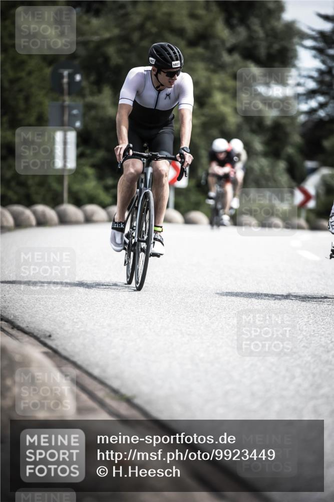 21.06.2026 - 29. Vierlanden-Triathlon H.Heesch http://msf.ph/oto/9923449 21.06.2026 13:05:24 Radfahren 1027 meine-sportfotos.de