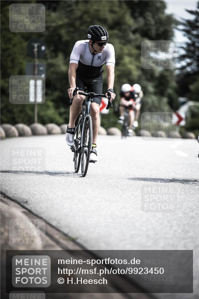21.06.2026 - 29. Vierlanden-Triathlon H.Heesch http://msf.ph/oto/9923450 21.06.2026 13:05:24 Radfahren 1027 meine-sportfotos.de
