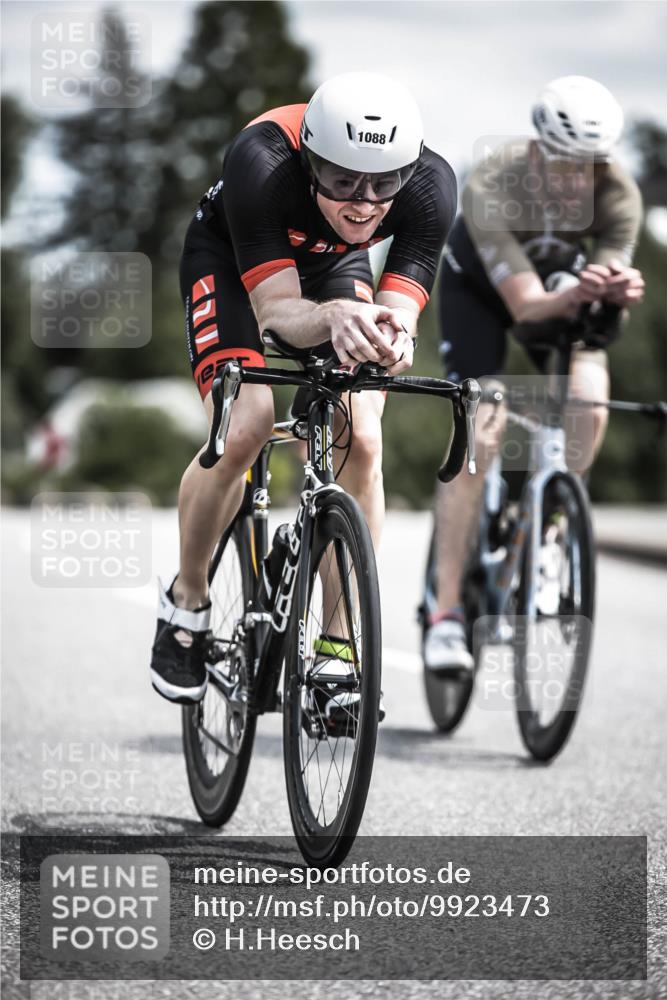 21.06.2026 - 29. Vierlanden-Triathlon H.Heesch http://msf.ph/oto/9923473 21.06.2026 13:05:27 Radfahren 1088 meine-sportfotos.de