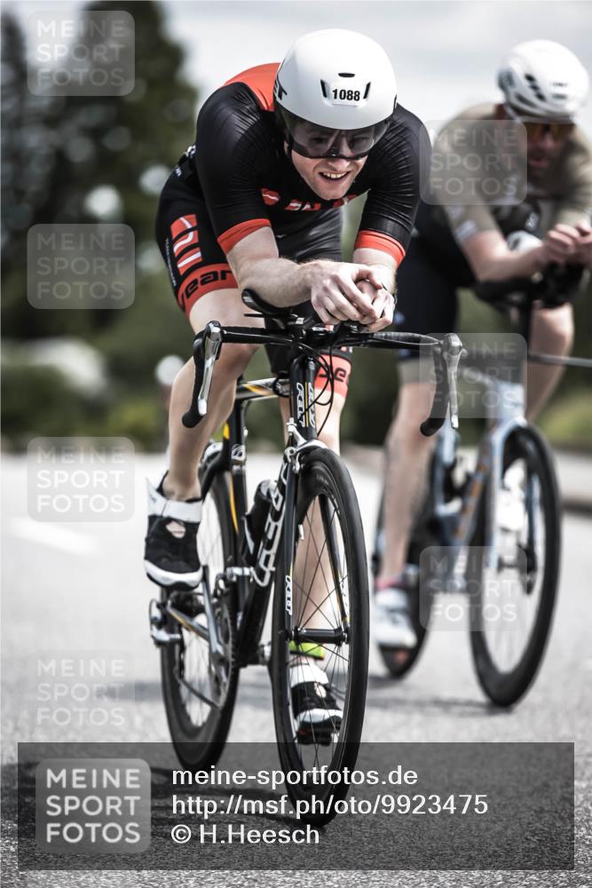 21.06.2026 - 29. Vierlanden-Triathlon H.Heesch http://msf.ph/oto/9923475 21.06.2026 13:05:27 Radfahren 1088 meine-sportfotos.de