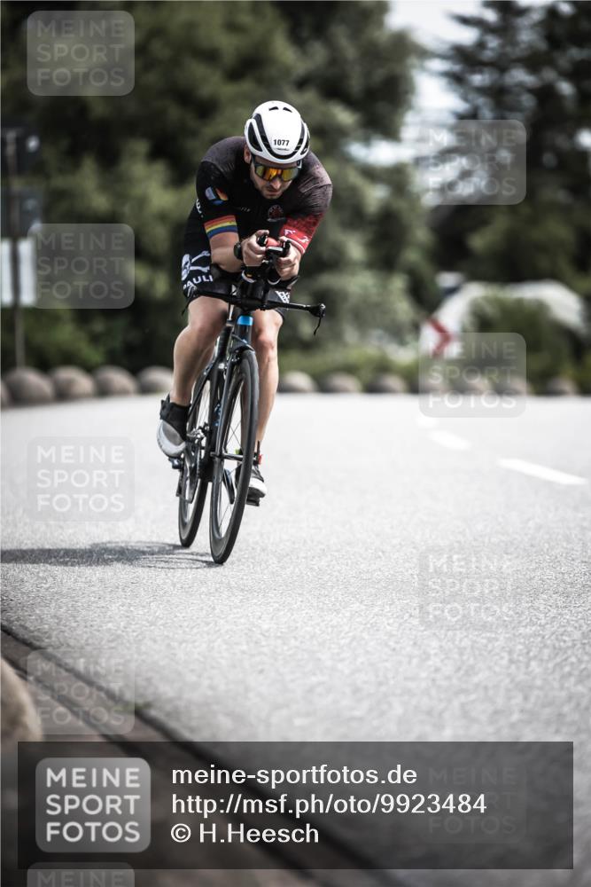 21.06.2026 - 29. Vierlanden-Triathlon H.Heesch http://msf.ph/oto/9923484 21.06.2026 13:05:34 Radfahren 11, 1077 meine-sportfotos.de
