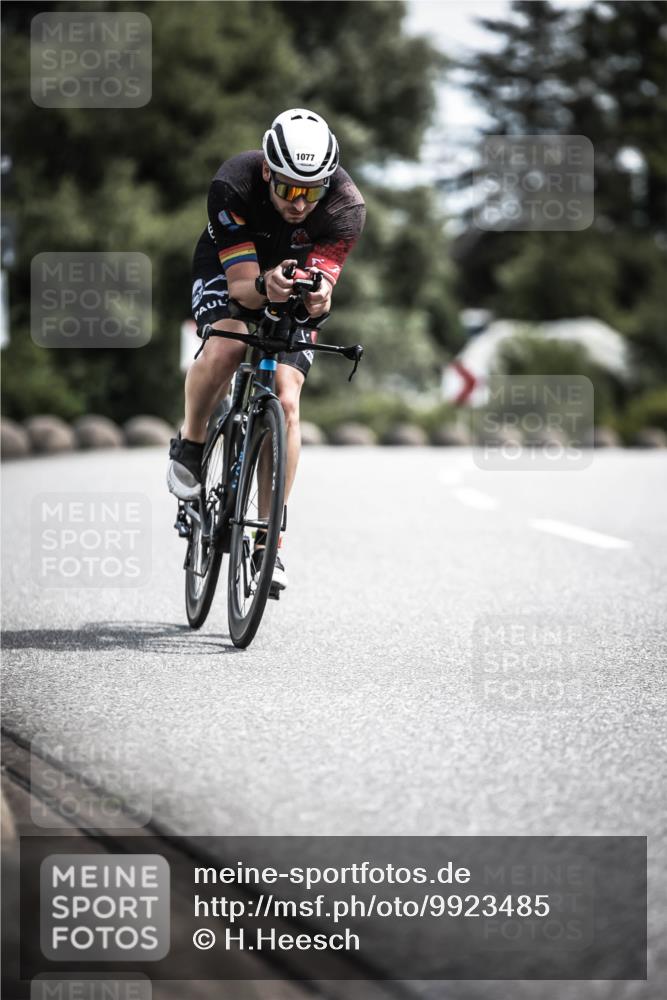 21.06.2026 - 29. Vierlanden-Triathlon H.Heesch http://msf.ph/oto/9923485 21.06.2026 13:05:34 Radfahren 1077 meine-sportfotos.de