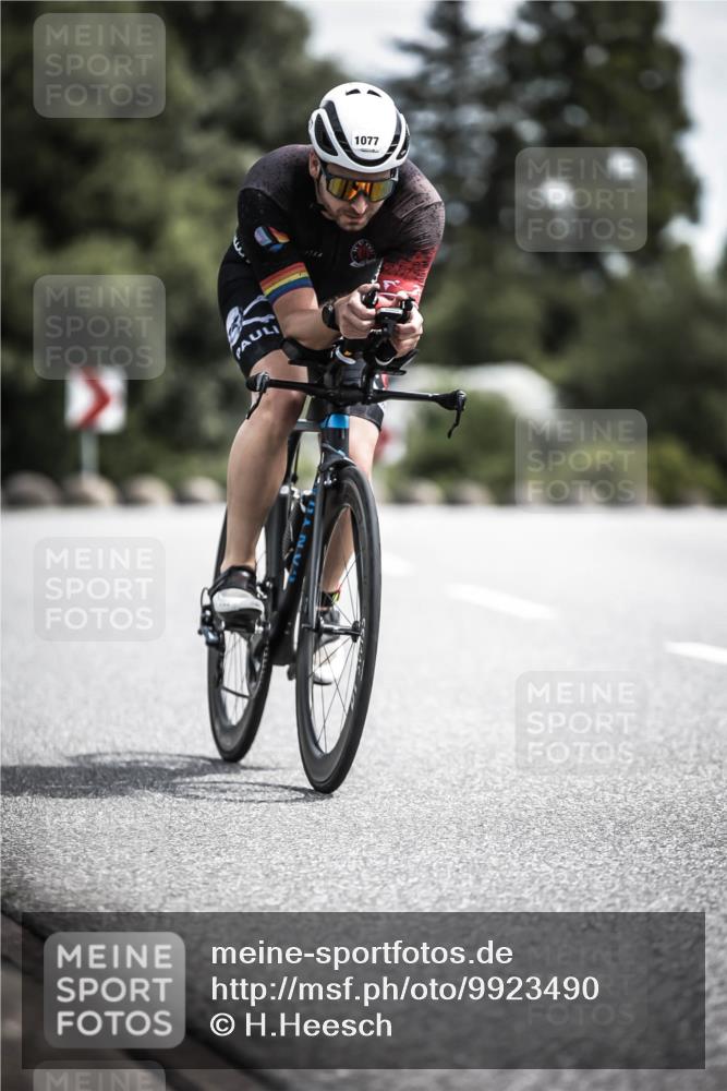 21.06.2026 - 29. Vierlanden-Triathlon H.Heesch http://msf.ph/oto/9923490 21.06.2026 13:05:34 Radfahren 1077 meine-sportfotos.de