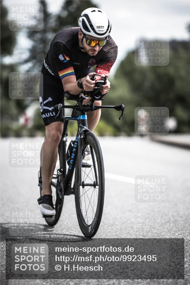 21.06.2026 - 29. Vierlanden-Triathlon H.Heesch http://msf.ph/oto/9923495 21.06.2026 13:05:34 Radfahren 1077 meine-sportfotos.de