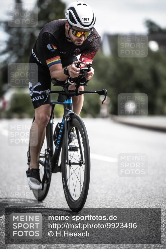 21.06.2026 - 29. Vierlanden-Triathlon H.Heesch http://msf.ph/oto/9923496 21.06.2026 13:05:34 Radfahren 1077 meine-sportfotos.de