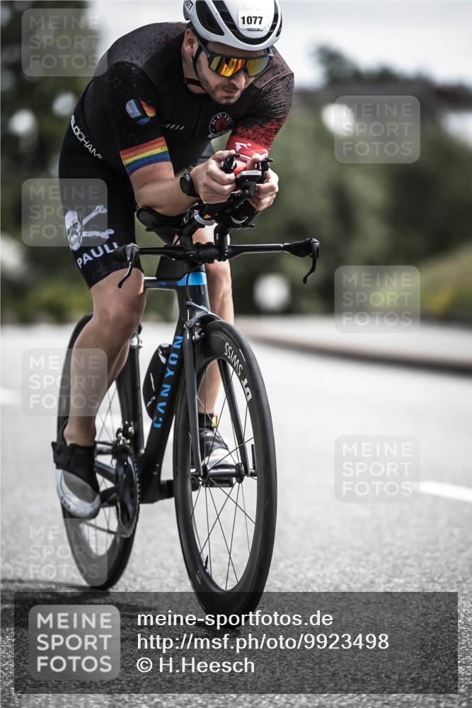 21.06.2026 - 29. Vierlanden-Triathlon H.Heesch http://msf.ph/oto/9923498 21.06.2026 13:05:34 Radfahren 1077 meine-sportfotos.de