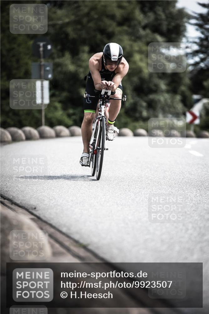 21.06.2026 - 29. Vierlanden-Triathlon H.Heesch http://msf.ph/oto/9923507 21.06.2026 13:05:42 Radfahren 11, 1034 meine-sportfotos.de