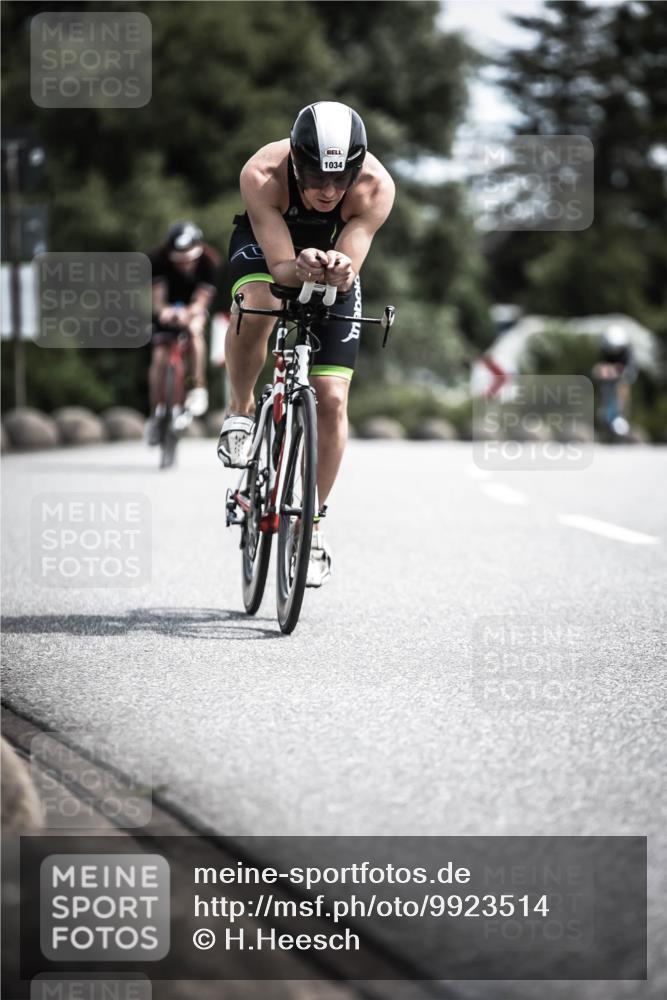 21.06.2026 - 29. Vierlanden-Triathlon H.Heesch http://msf.ph/oto/9923514 21.06.2026 13:05:42 Radfahren 1034 meine-sportfotos.de