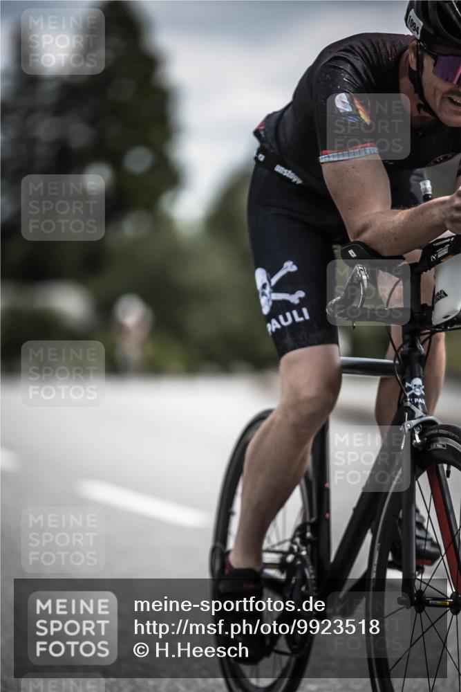 21.06.2026 - 29. Vierlanden-Triathlon H.Heesch http://msf.ph/oto/9923518 21.06.2026 13:30:40 Radfahren 1094 meine-sportfotos.de