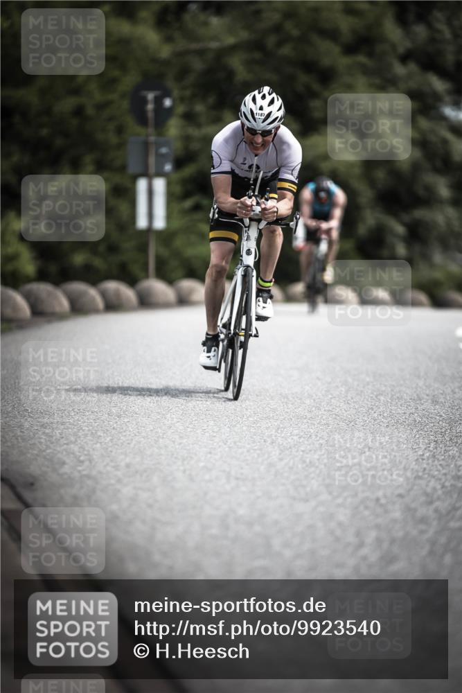 21.06.2026 - 29. Vierlanden-Triathlon H.Heesch http://msf.ph/oto/9923540 21.06.2026 13:31:17 Radfahren 1187 meine-sportfotos.de