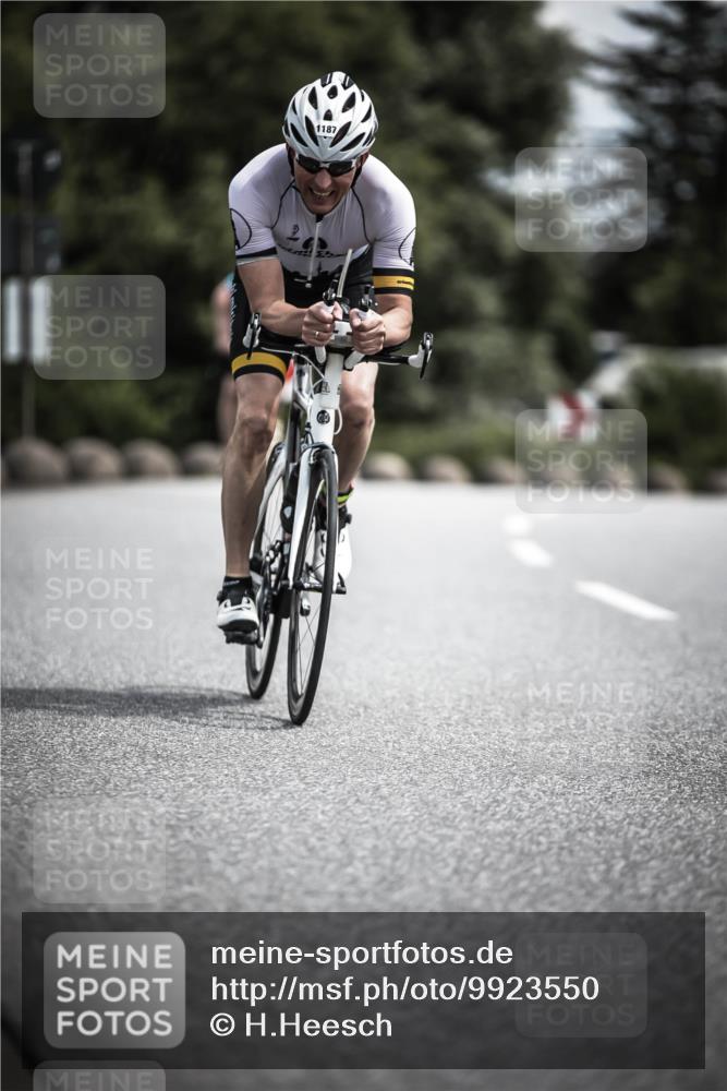 21.06.2026 - 29. Vierlanden-Triathlon H.Heesch http://msf.ph/oto/9923550 21.06.2026 13:31:17 Radfahren 11, 1187 meine-sportfotos.de