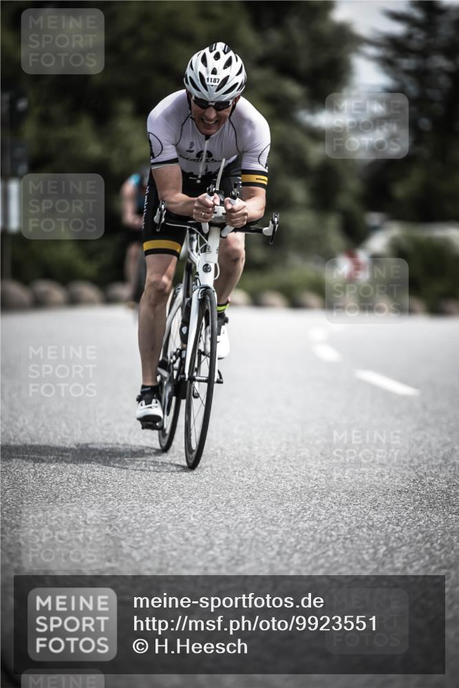 21.06.2026 - 29. Vierlanden-Triathlon H.Heesch http://msf.ph/oto/9923551 21.06.2026 13:31:17 Radfahren 1187 meine-sportfotos.de