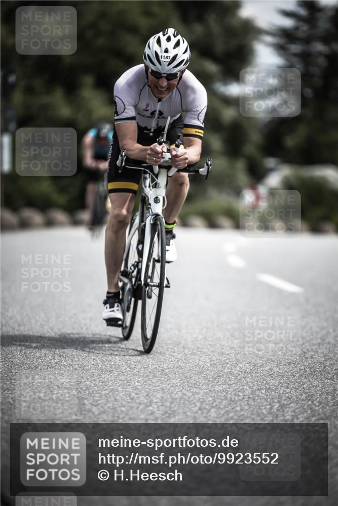 21.06.2026 - 29. Vierlanden-Triathlon H.Heesch http://msf.ph/oto/9923552 21.06.2026 13:31:17 Radfahren 1187 meine-sportfotos.de
