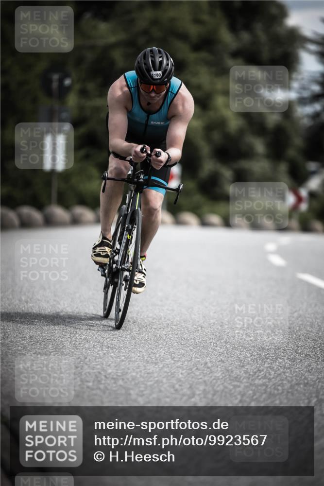 21.06.2026 - 29. Vierlanden-Triathlon H.Heesch http://msf.ph/oto/9923567 21.06.2026 13:31:20 Radfahren 1180 meine-sportfotos.de