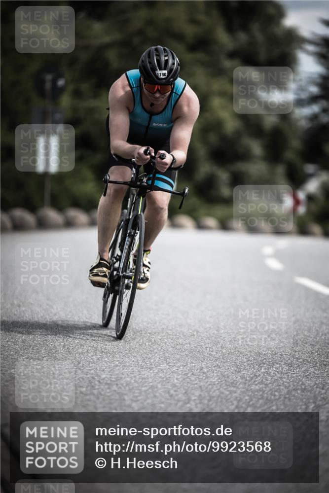 21.06.2026 - 29. Vierlanden-Triathlon H.Heesch http://msf.ph/oto/9923568 21.06.2026 13:31:20 Radfahren 11, 1180 meine-sportfotos.de