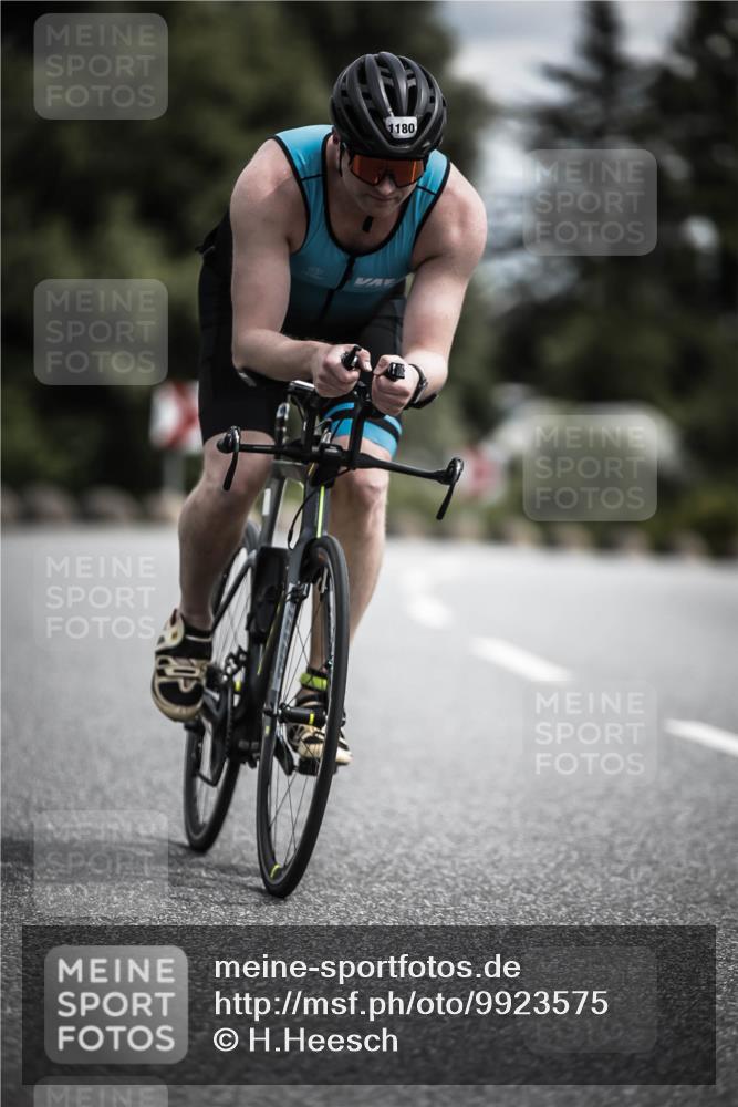 21.06.2026 - 29. Vierlanden-Triathlon H.Heesch http://msf.ph/oto/9923575 21.06.2026 13:31:20 Radfahren 1180 meine-sportfotos.de
