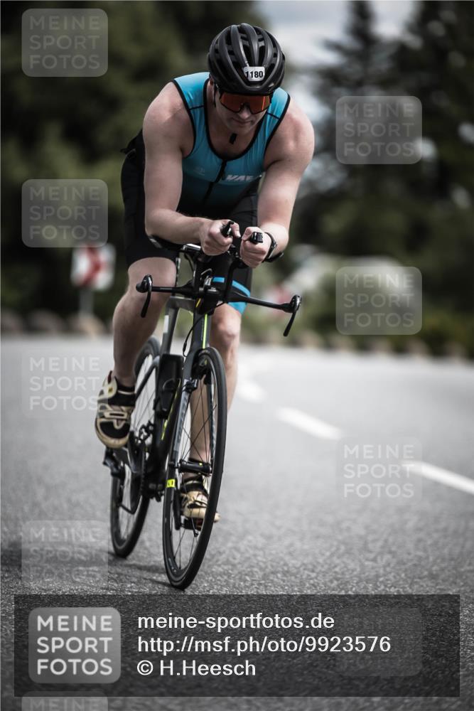 21.06.2026 - 29. Vierlanden-Triathlon H.Heesch http://msf.ph/oto/9923576 21.06.2026 13:31:20 Radfahren 1180 meine-sportfotos.de