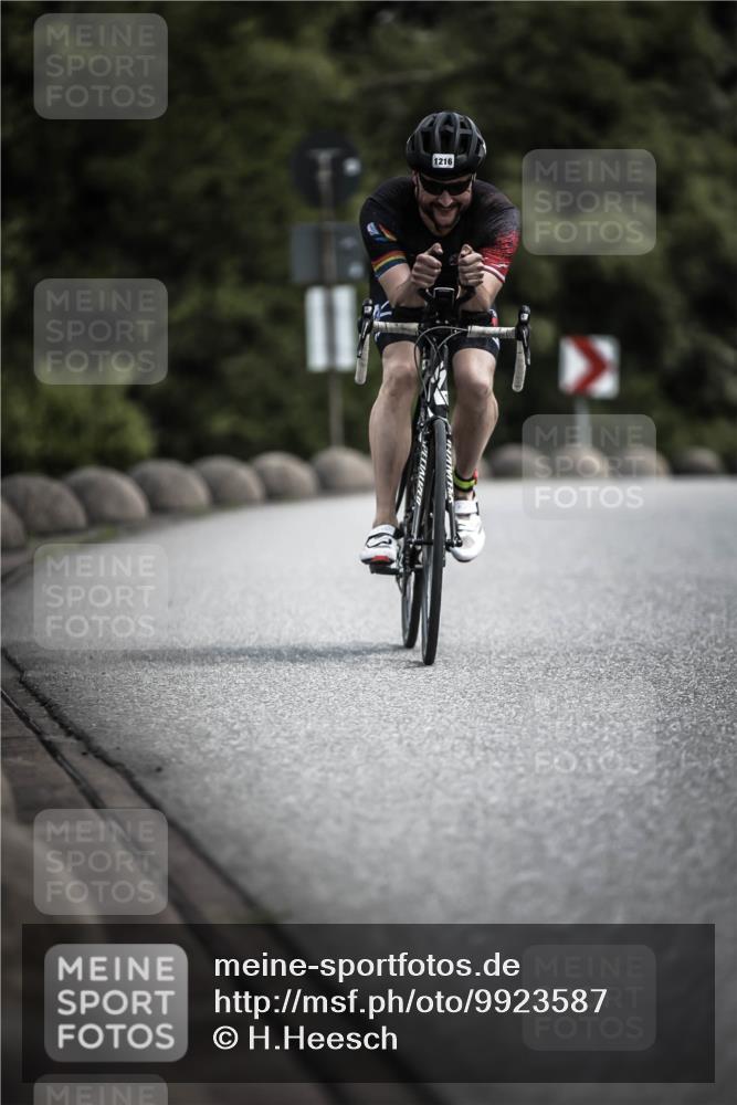 21.06.2026 - 29. Vierlanden-Triathlon H.Heesch http://msf.ph/oto/9923587 21.06.2026 13:31:33 Radfahren 1216 meine-sportfotos.de