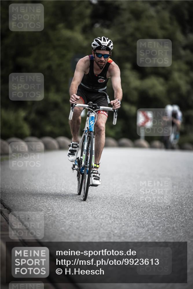 21.06.2026 - 29. Vierlanden-Triathlon H.Heesch http://msf.ph/oto/9923613 21.06.2026 13:32:08 Radfahren 1217 meine-sportfotos.de