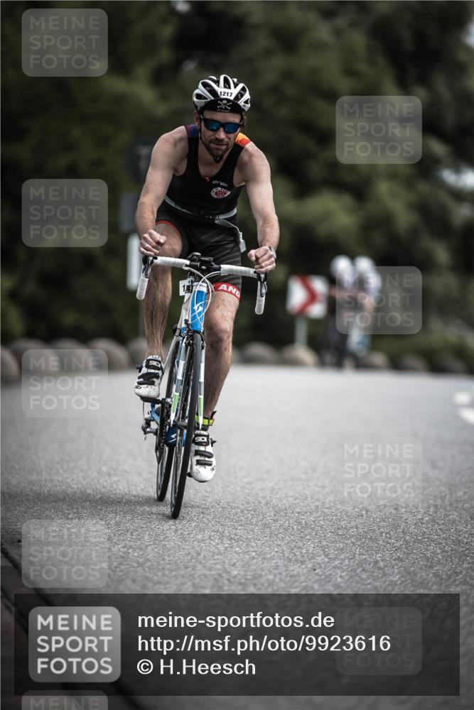 21.06.2026 - 29. Vierlanden-Triathlon H.Heesch http://msf.ph/oto/9923616 21.06.2026 13:32:08 Radfahren 1217 meine-sportfotos.de