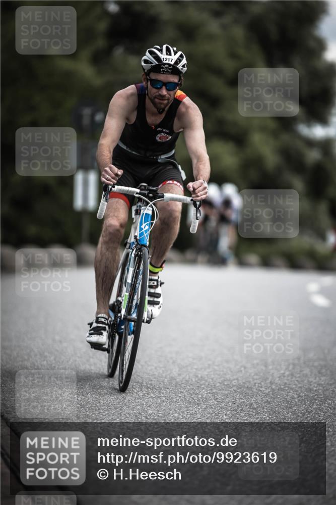 21.06.2026 - 29. Vierlanden-Triathlon H.Heesch http://msf.ph/oto/9923619 21.06.2026 13:32:08 Radfahren 1217 meine-sportfotos.de