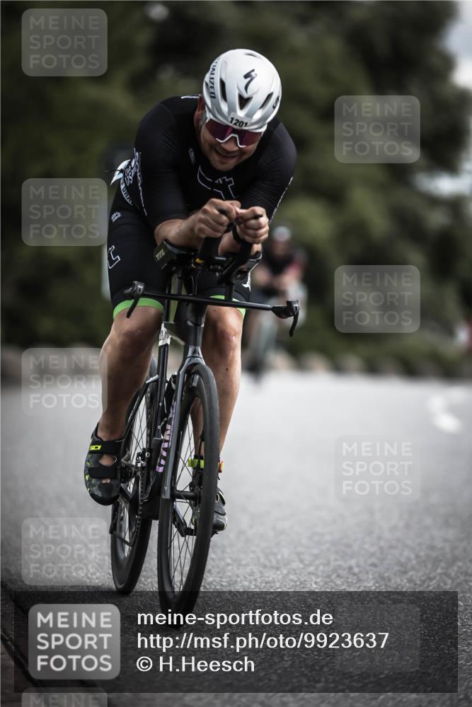 21.06.2026 - 29. Vierlanden-Triathlon H.Heesch http://msf.ph/oto/9923637 21.06.2026 13:32:12 Radfahren 1201 meine-sportfotos.de
