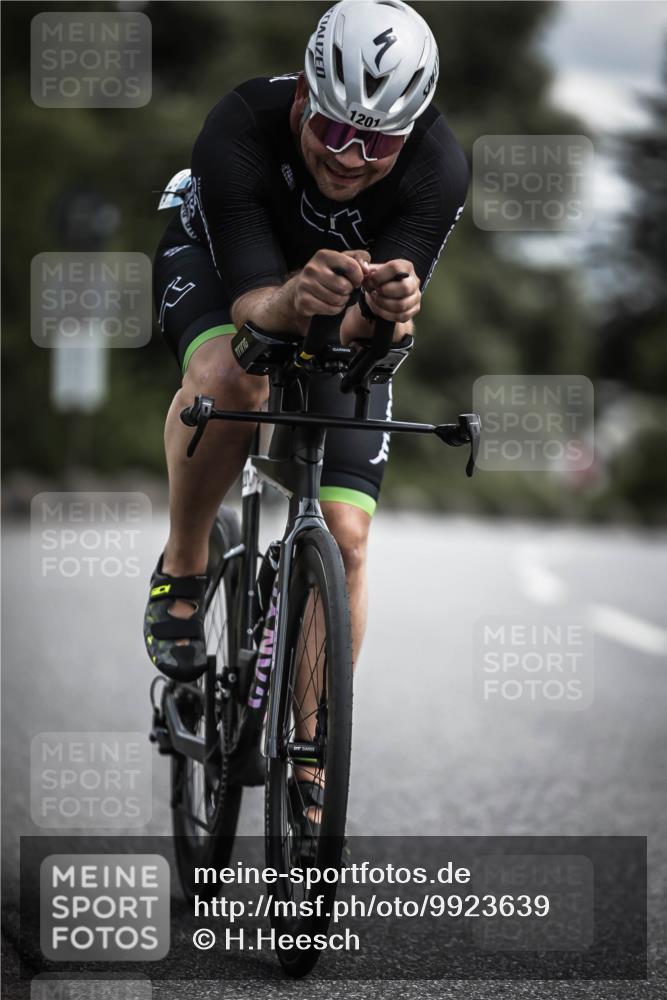 21.06.2026 - 29. Vierlanden-Triathlon H.Heesch http://msf.ph/oto/9923639 21.06.2026 13:32:12 Radfahren 1201 meine-sportfotos.de