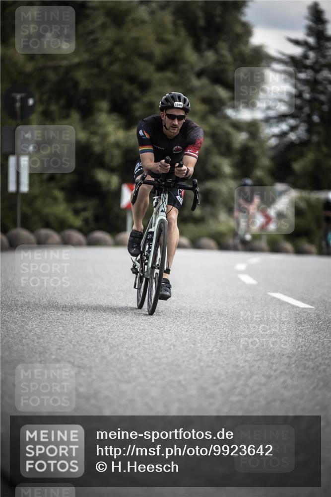 21.06.2026 - 29. Vierlanden-Triathlon H.Heesch http://msf.ph/oto/9923642 21.06.2026 13:32:14 Radfahren 11, 1099 meine-sportfotos.de