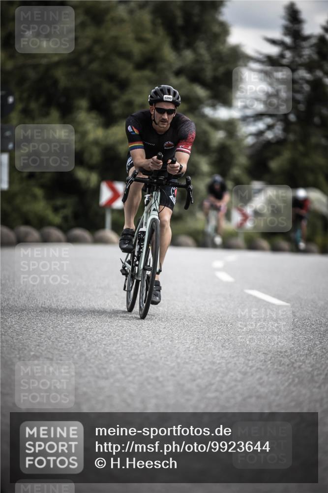 21.06.2026 - 29. Vierlanden-Triathlon H.Heesch http://msf.ph/oto/9923644 21.06.2026 13:32:14 Radfahren 1099 meine-sportfotos.de