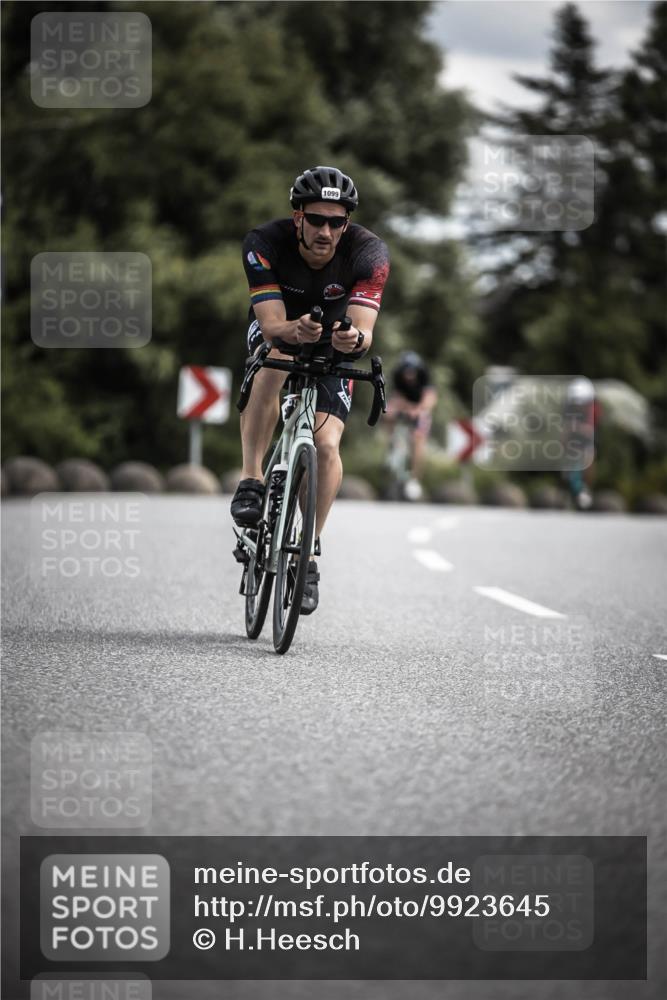21.06.2026 - 29. Vierlanden-Triathlon H.Heesch http://msf.ph/oto/9923645 21.06.2026 13:32:14 Radfahren 1099 meine-sportfotos.de