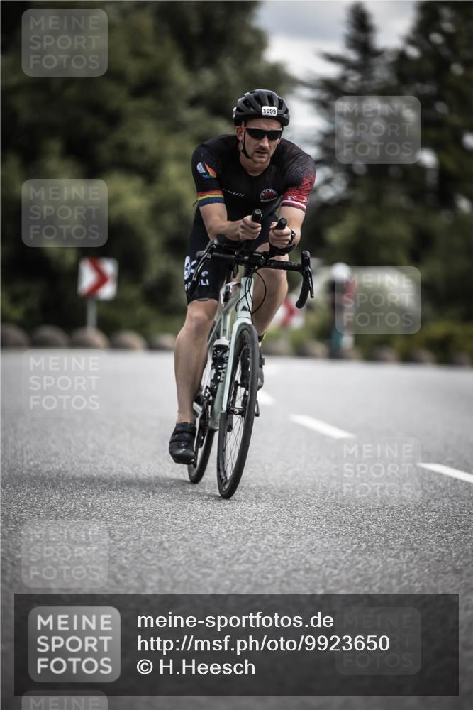 21.06.2026 - 29. Vierlanden-Triathlon H.Heesch http://msf.ph/oto/9923650 21.06.2026 13:32:14 Radfahren 1099 meine-sportfotos.de