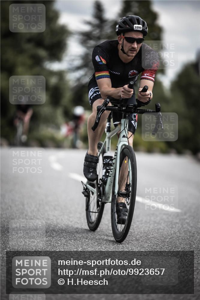 21.06.2026 - 29. Vierlanden-Triathlon H.Heesch http://msf.ph/oto/9923657 21.06.2026 13:32:15 Radfahren 1099 meine-sportfotos.de