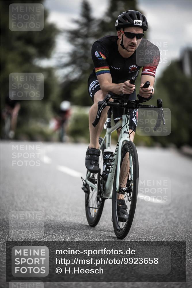 21.06.2026 - 29. Vierlanden-Triathlon H.Heesch http://msf.ph/oto/9923658 21.06.2026 13:32:15 Radfahren 1099 meine-sportfotos.de