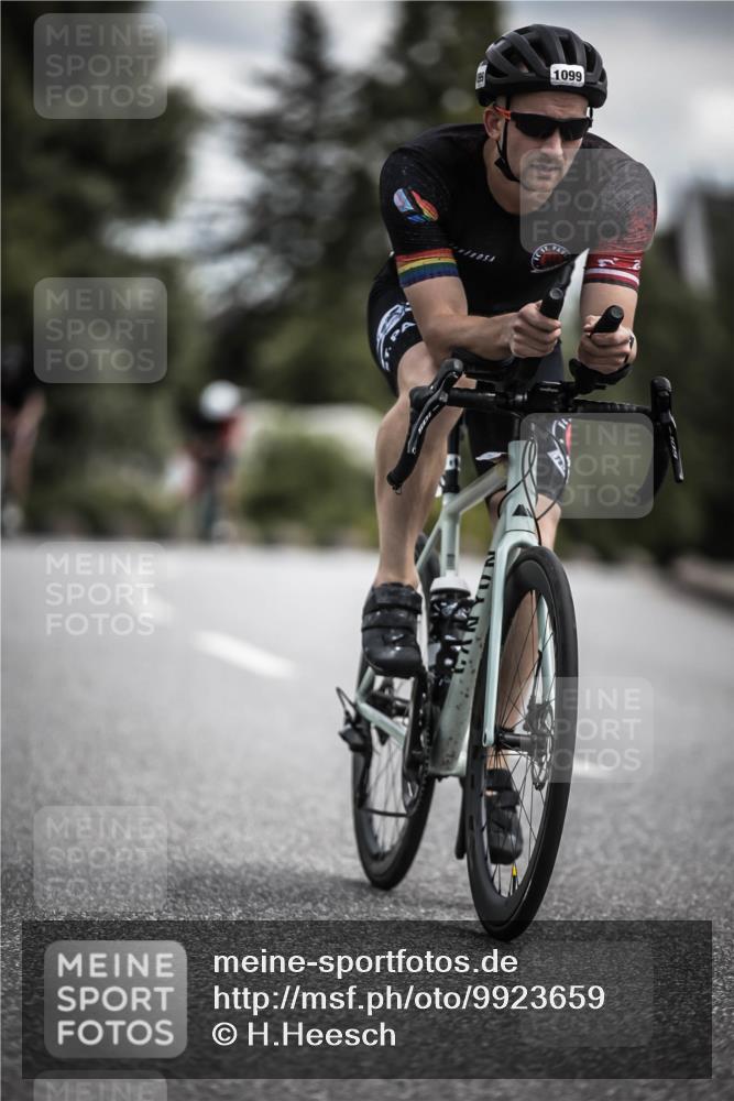 21.06.2026 - 29. Vierlanden-Triathlon H.Heesch http://msf.ph/oto/9923659 21.06.2026 13:32:15 Radfahren 1099 meine-sportfotos.de