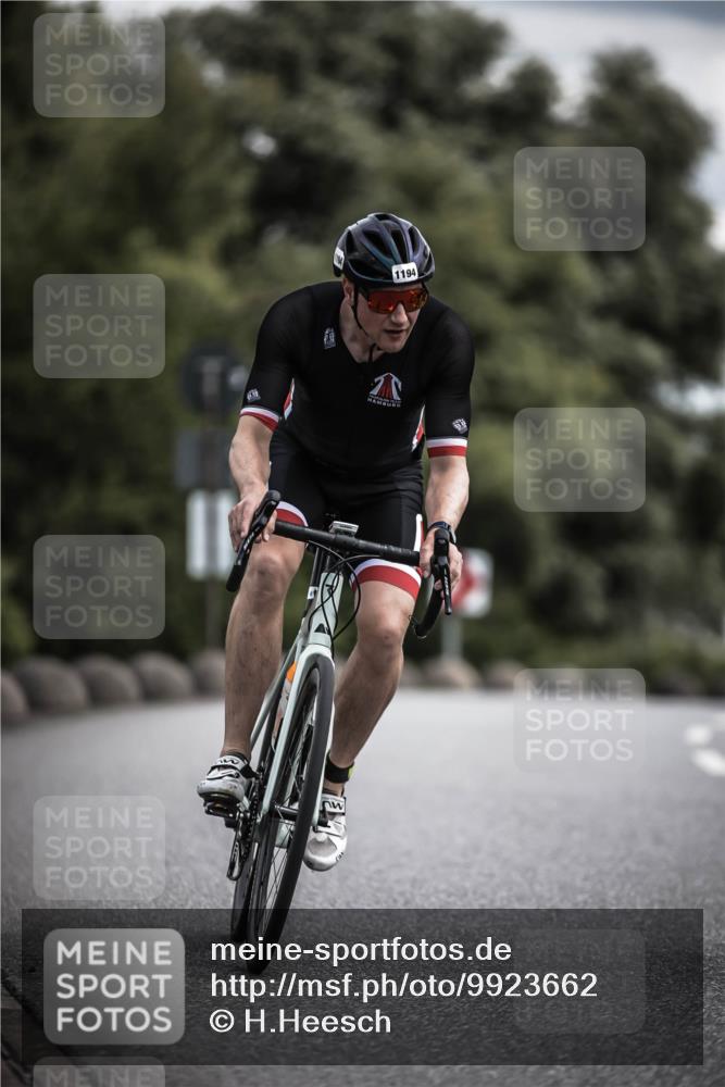 21.06.2026 - 29. Vierlanden-Triathlon H.Heesch http://msf.ph/oto/9923662 21.06.2026 13:32:19 Radfahren 1194 meine-sportfotos.de