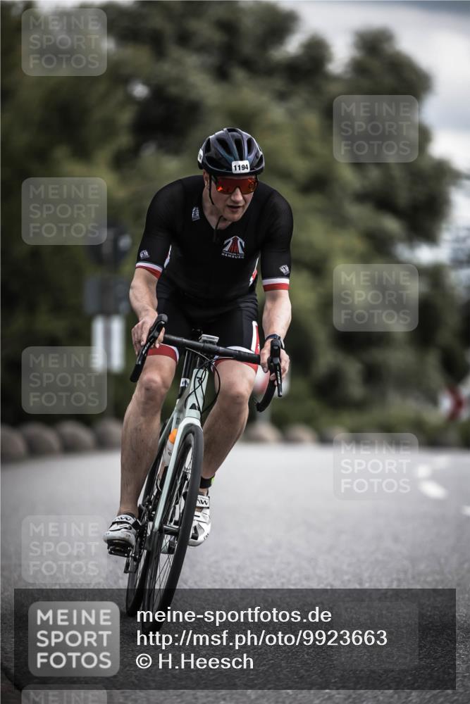21.06.2026 - 29. Vierlanden-Triathlon H.Heesch http://msf.ph/oto/9923663 21.06.2026 13:32:20 Radfahren 1194 meine-sportfotos.de