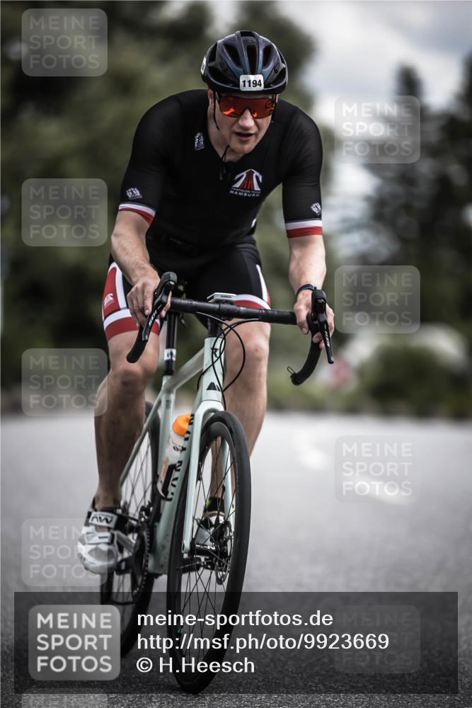 21.06.2026 - 29. Vierlanden-Triathlon H.Heesch http://msf.ph/oto/9923669 21.06.2026 13:32:20 Radfahren 1194 meine-sportfotos.de