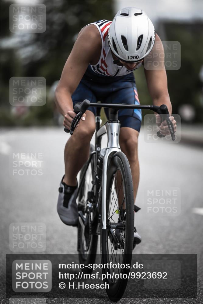 21.06.2026 - 29. Vierlanden-Triathlon H.Heesch http://msf.ph/oto/9923692 21.06.2026 13:32:31 Radfahren 1200 meine-sportfotos.de