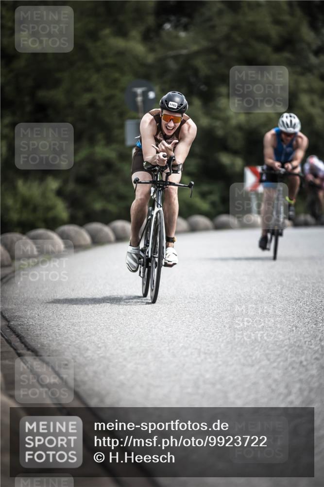 21.06.2026 - 29. Vierlanden-Triathlon H.Heesch http://msf.ph/oto/9923722 21.06.2026 13:32:42 Radfahren 1102 meine-sportfotos.de