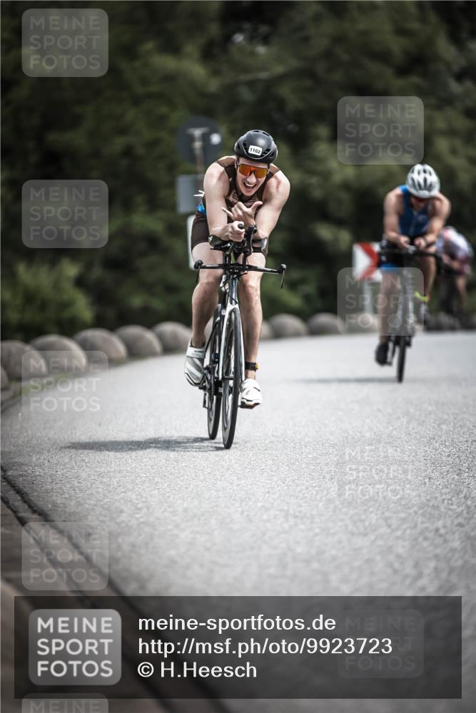 21.06.2026 - 29. Vierlanden-Triathlon H.Heesch http://msf.ph/oto/9923723 21.06.2026 13:32:42 Radfahren 1102 meine-sportfotos.de