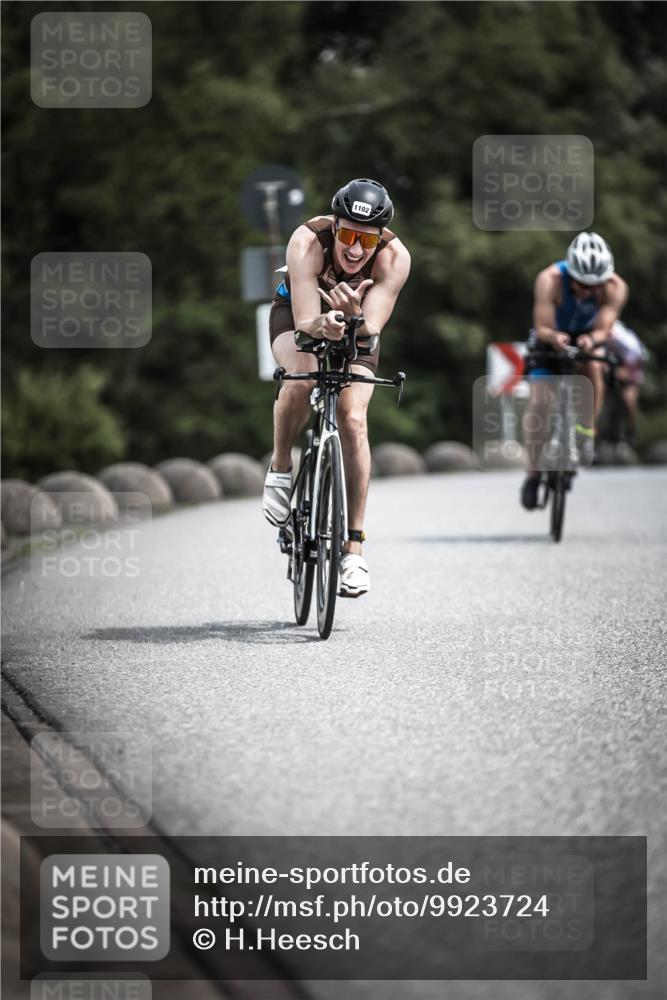 21.06.2026 - 29. Vierlanden-Triathlon H.Heesch http://msf.ph/oto/9923724 21.06.2026 13:32:42 Radfahren 1102 meine-sportfotos.de