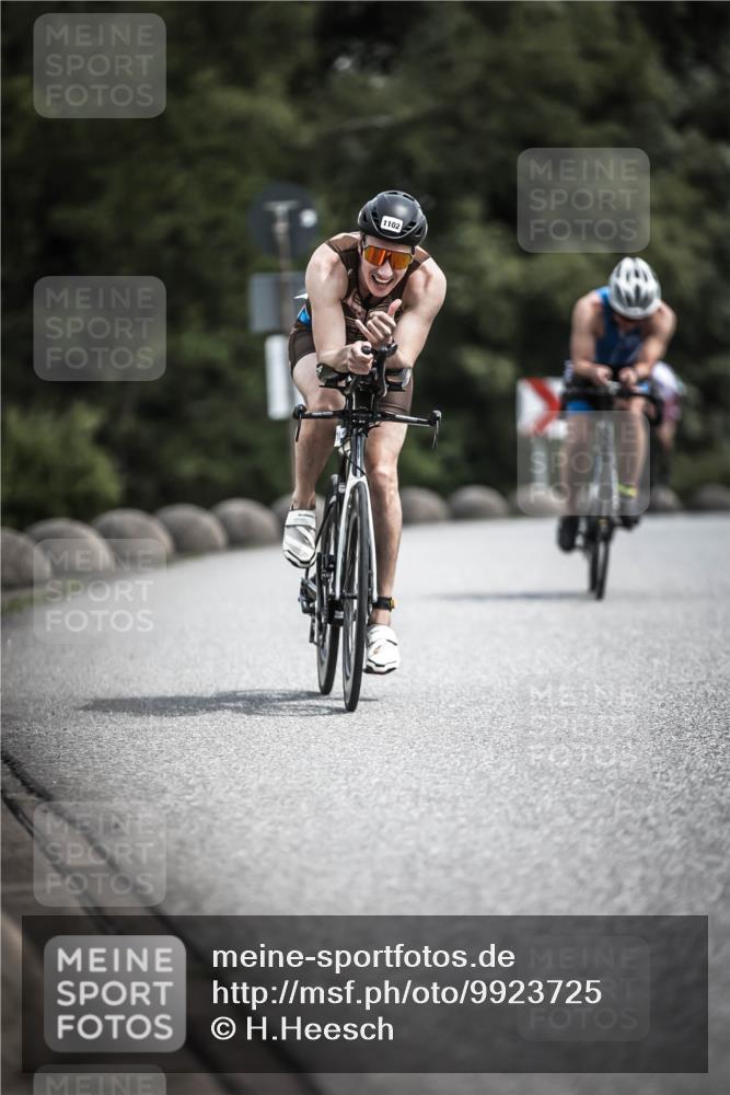 21.06.2026 - 29. Vierlanden-Triathlon H.Heesch http://msf.ph/oto/9923725 21.06.2026 13:32:42 Radfahren 1102 meine-sportfotos.de