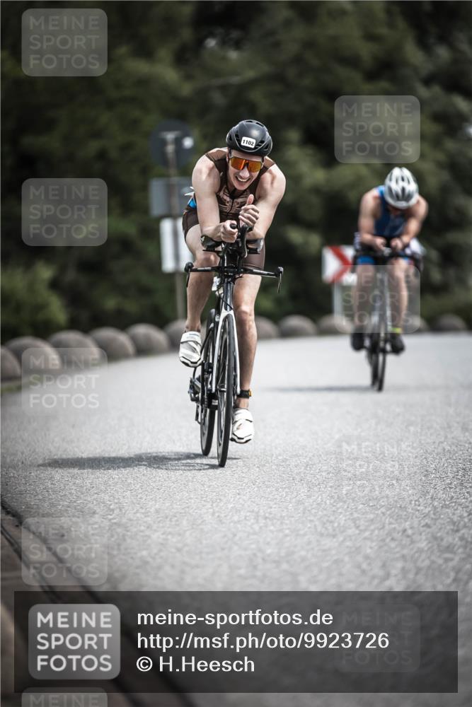 21.06.2026 - 29. Vierlanden-Triathlon H.Heesch http://msf.ph/oto/9923726 21.06.2026 13:32:42 Radfahren 1102 meine-sportfotos.de