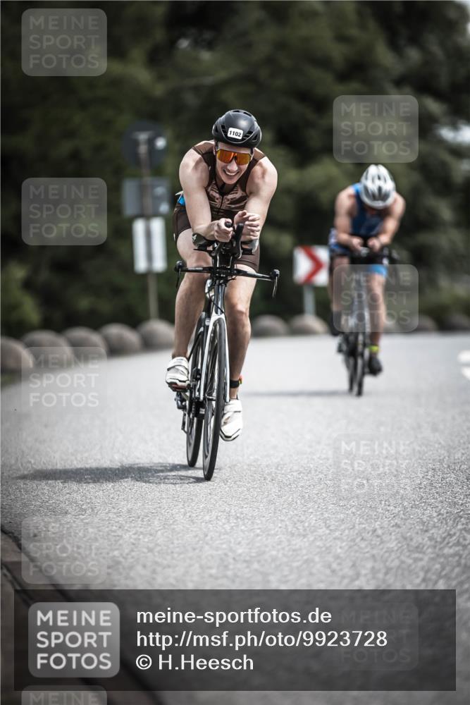 21.06.2026 - 29. Vierlanden-Triathlon H.Heesch http://msf.ph/oto/9923728 21.06.2026 13:32:42 Radfahren 1102 meine-sportfotos.de
