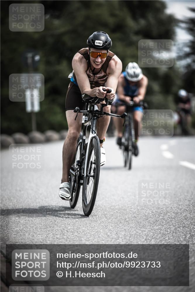21.06.2026 - 29. Vierlanden-Triathlon H.Heesch http://msf.ph/oto/9923733 21.06.2026 13:32:42 Radfahren 10, 1102 meine-sportfotos.de
