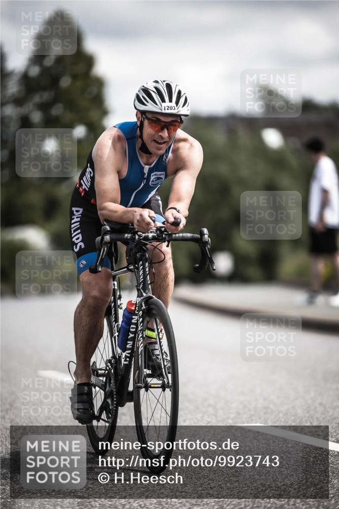 21.06.2026 - 29. Vierlanden-Triathlon H.Heesch http://msf.ph/oto/9923743 21.06.2026 13:32:43 Radfahren 1203 meine-sportfotos.de