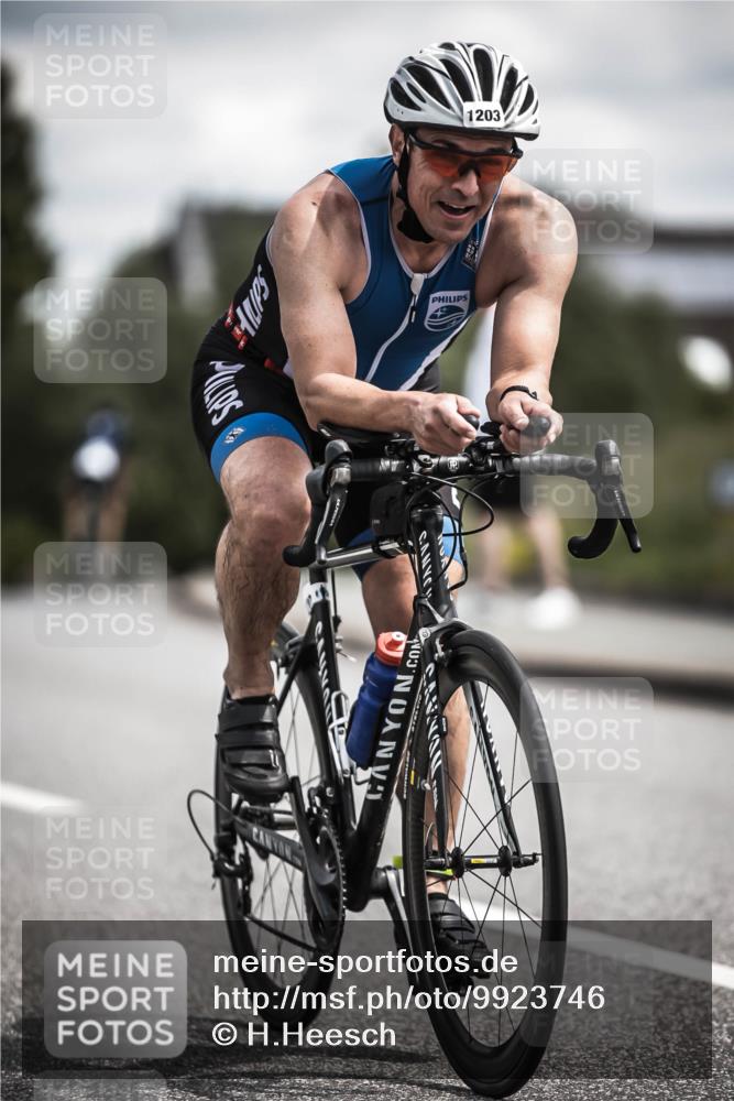 21.06.2026 - 29. Vierlanden-Triathlon H.Heesch http://msf.ph/oto/9923746 21.06.2026 13:32:44 Radfahren 1203 meine-sportfotos.de