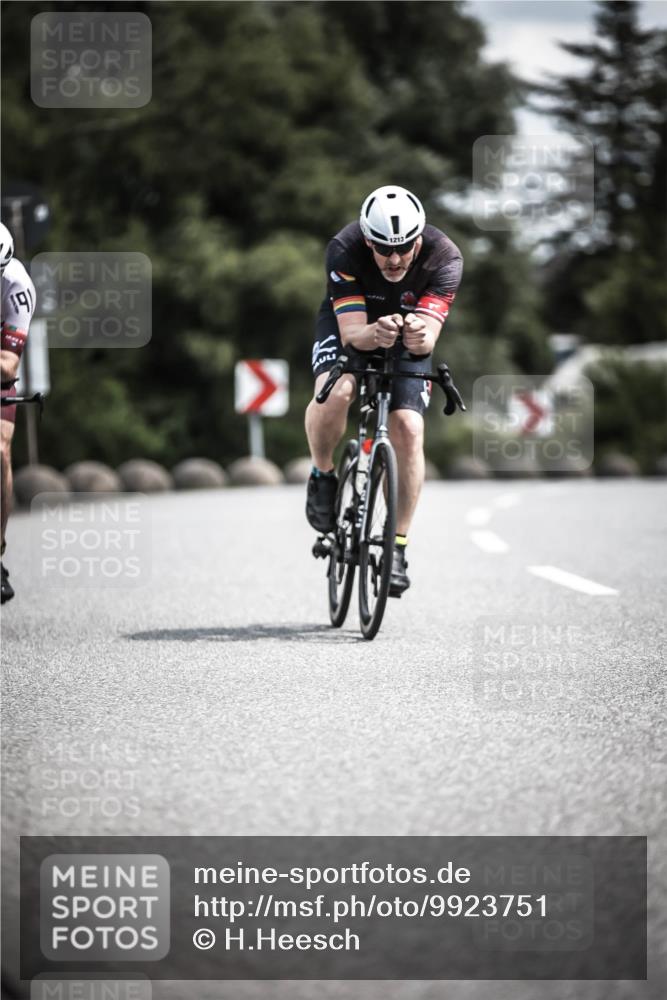 21.06.2026 - 29. Vierlanden-Triathlon H.Heesch http://msf.ph/oto/9923751 21.06.2026 13:32:46 Radfahren 19, 1213 meine-sportfotos.de