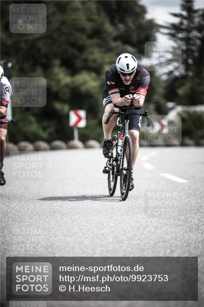 21.06.2026 - 29. Vierlanden-Triathlon H.Heesch http://msf.ph/oto/9923753 21.06.2026 13:32:46 Radfahren 19, 1213 meine-sportfotos.de